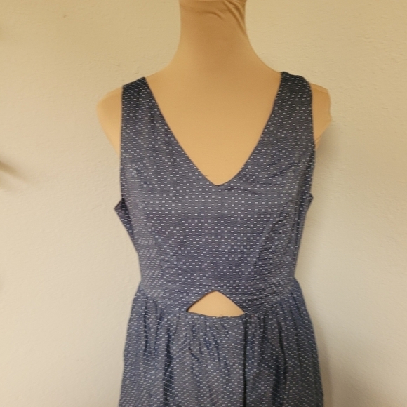Modcloth Blue Dot Dress with cut out - Picture 4 of 7